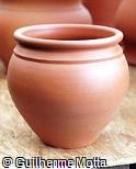 Vaso de argila vermelha